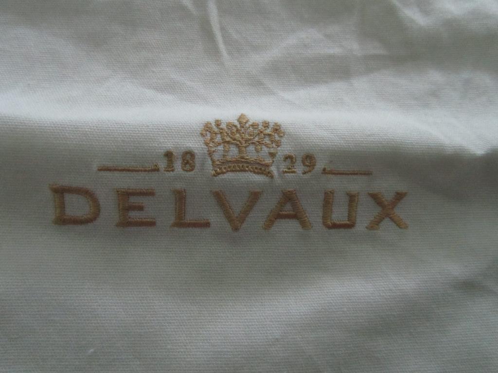 DELVAUX Hoes voor gd-tas met logo, Handtassen en Accessoires, Tassen | Damestassen, Verzenden