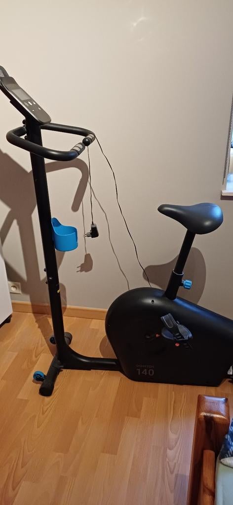 Vélo d'appartement domyos 140 état neuf, Enlèvement