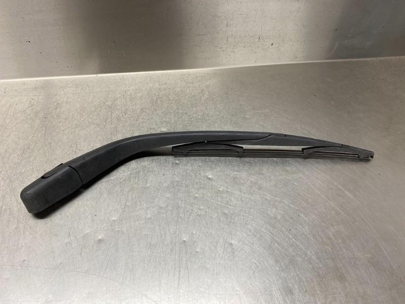 ESSUIE-GLACE BRAS ARRIÈRE VITRE Hyundai i10 (F5), Utilisé, Hyundai