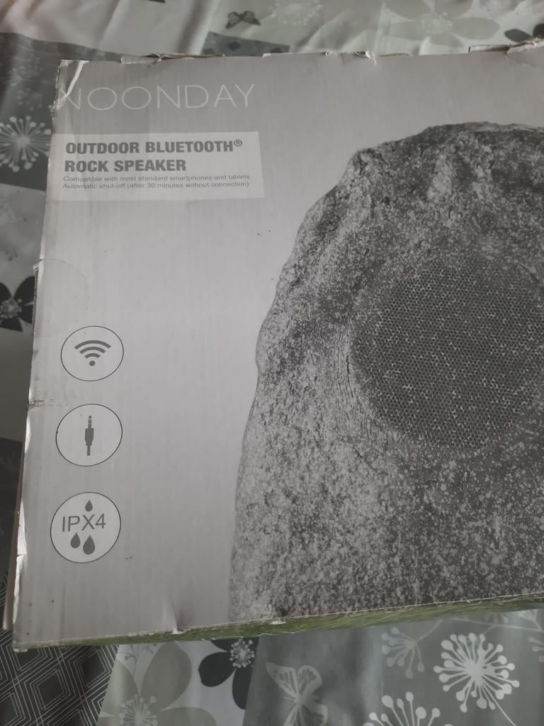Bluetooth speaker voor buiten in rotsvorm, Audio, Tv en Foto, Luidsprekerboxen, Ophalen