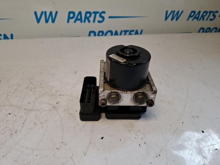 ABS Pomp van een Skoda Octavia, Auto-onderdelen, Elektronica en Kabels, Skoda, Gebruikt, 3 maanden garantie, Ophalen of Verzenden