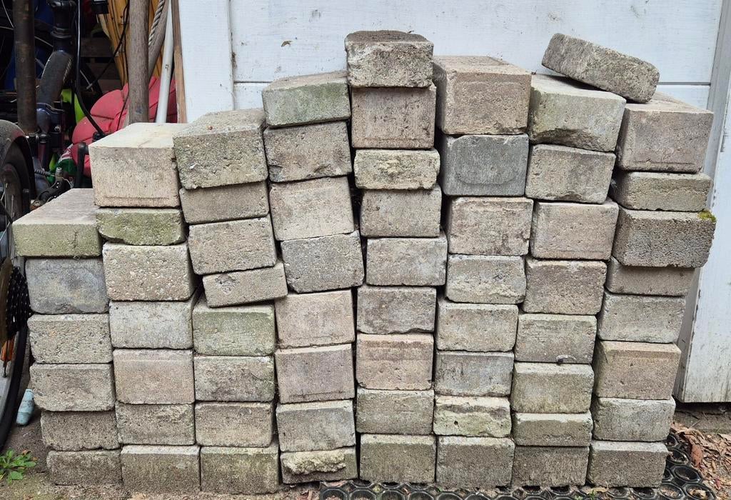 Betonstenen, Enlèvement, Comme neuf, Briques