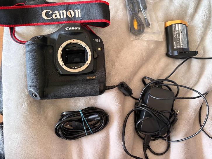 reflexcamera, Audio, Tv en Foto, Fotocamera's Digitaal, Zo goed als nieuw, Spiegelreflex, Canon, Geen optische zoom, Ophalen