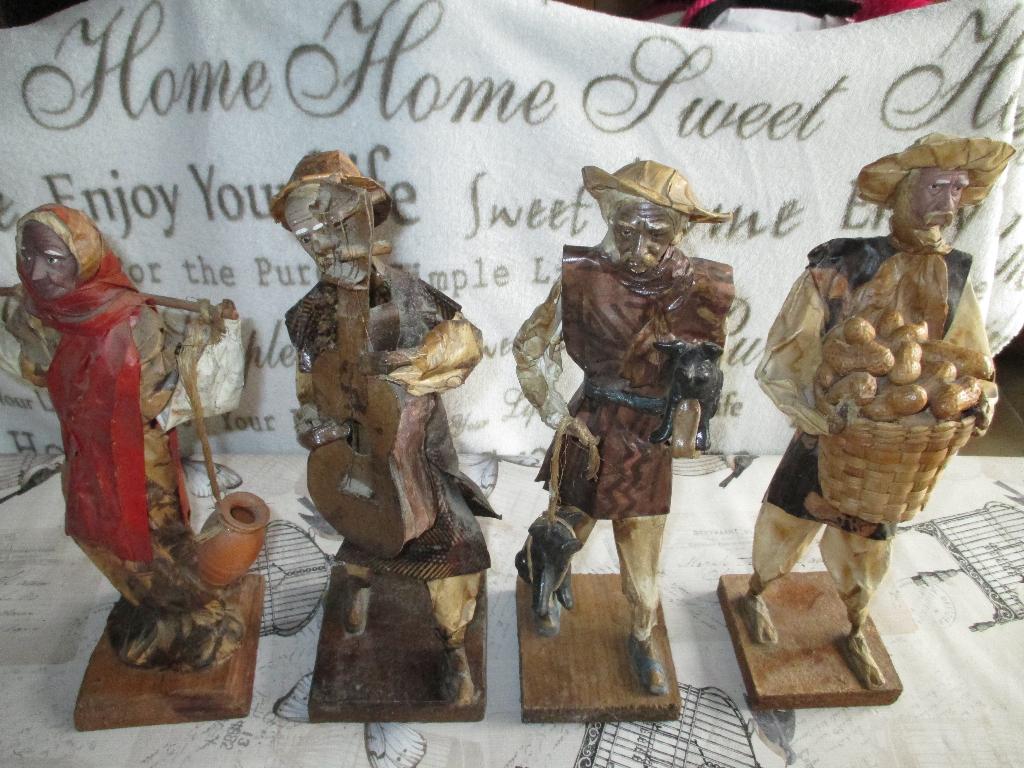 figuren in papier maché, Ophalen of Verzenden, Gebruikt