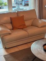 Salon twee en driezit leder, gebroken wit van kleur., Maison & Meubles, Canapés | Salons, Autres matériaux, Banc droit, Enlèvement