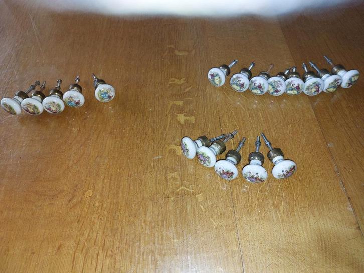 Boutons de porte/tiroir, Bricolage & Construction, Quincaillerie & Fixations, Utilisé, Autres types, Moins de 50 mm, Enlèvement