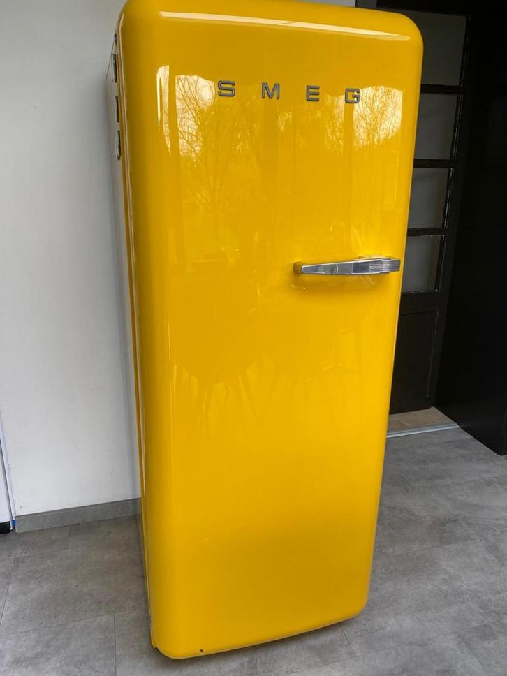 Smeg koelkast met vriesvak, Elektronische apparatuur, Koelkasten en IJskasten, Gebruikt, Met vriesvak, 140 tot 160 cm, 60 cm of meer