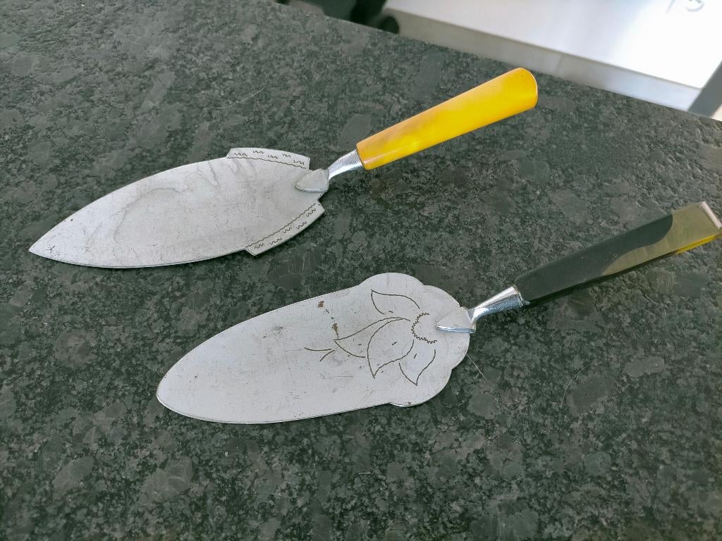 Pelles à tarte vintage des années 50., Antiquités & Art, Antiquités | Couverts, Enlèvement