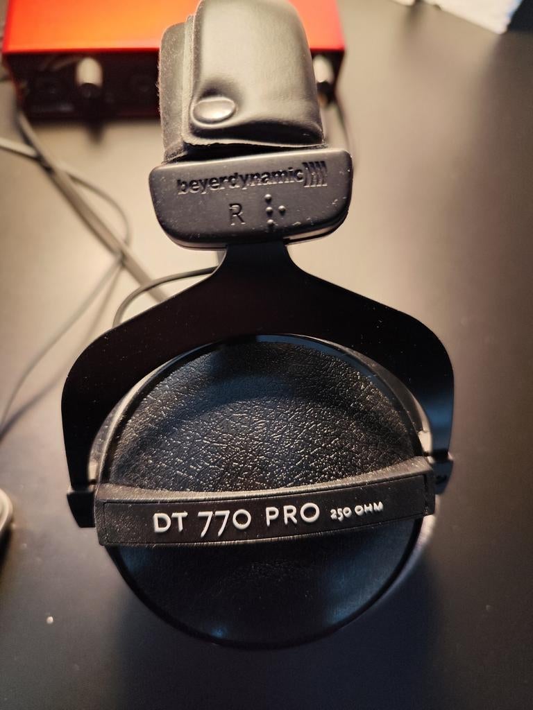 Beyerdynamic DT 770 Pro 250 Ohm, Enlèvement