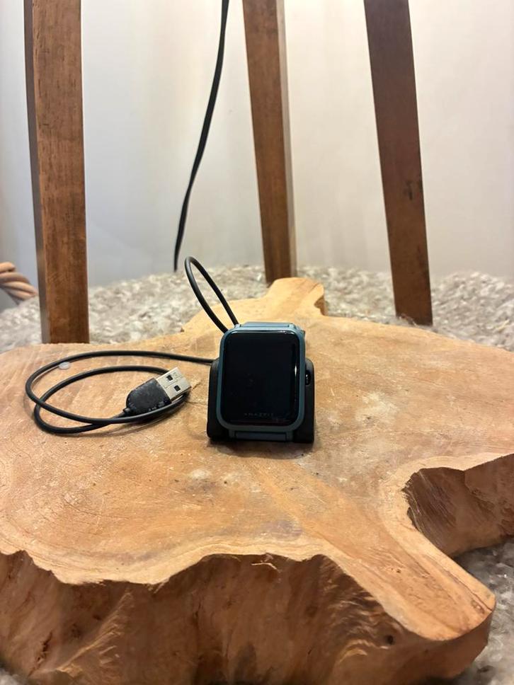 Smartwatch, Handtassen en Accessoires, Smartwatches, Zo goed als nieuw, iOS, Blauw, Afstand, Calorieverbanding, Conditie, Hartslag