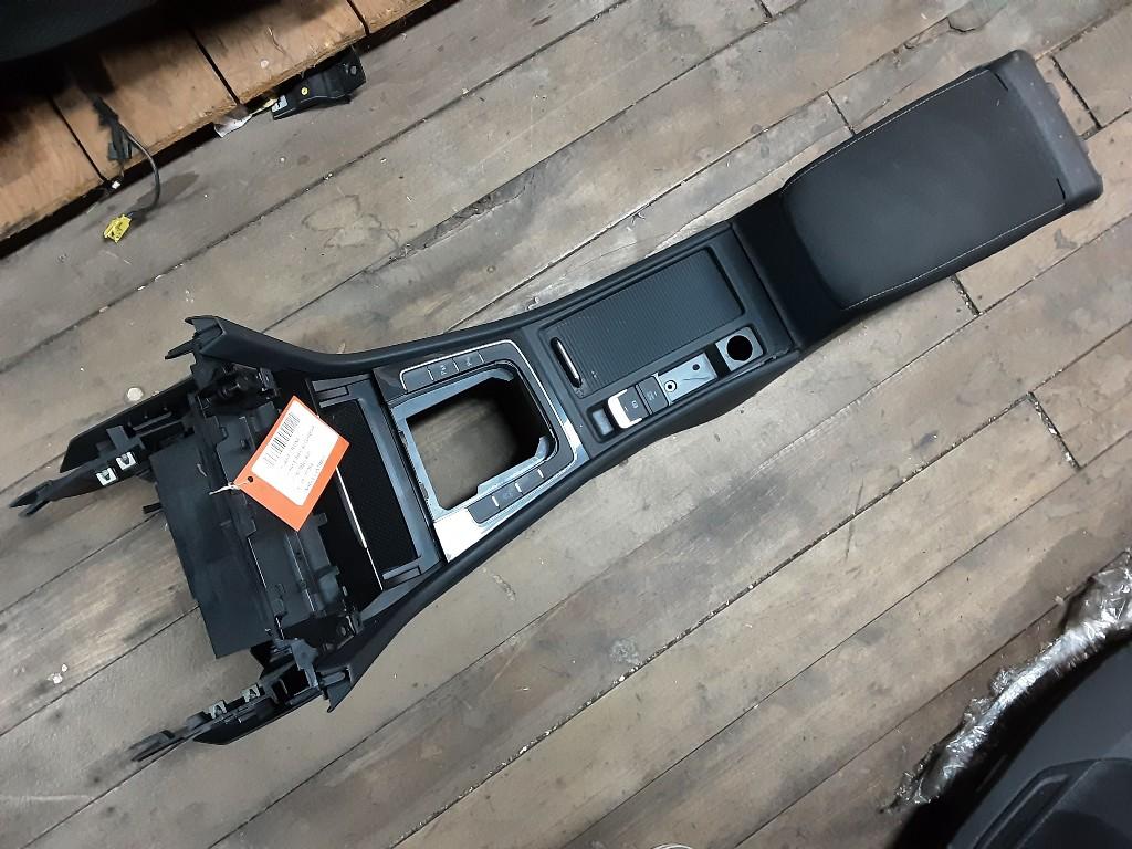 MIDDENCONSOLE Volkswagen Golf VII (AUA) (5G1863391), Auto-onderdelen, Interieur en Bekleding, Volkswagen, Gebruikt