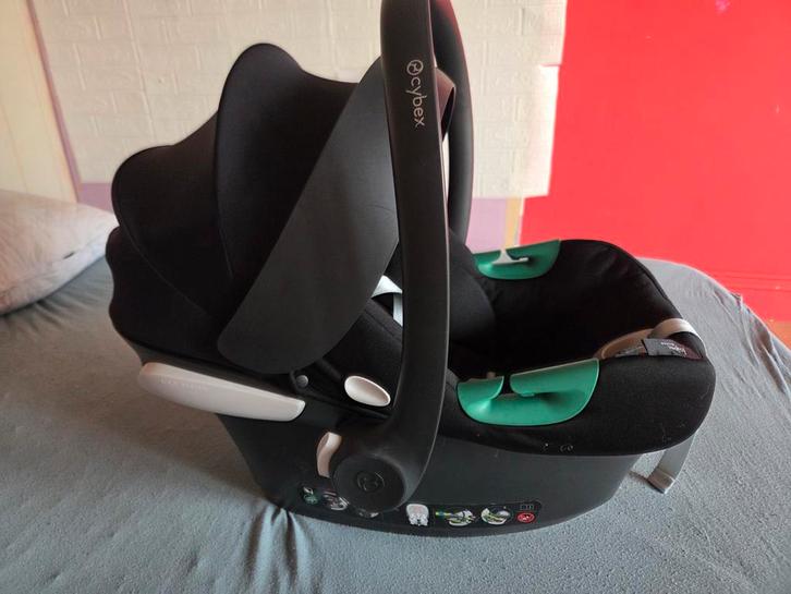 Cybex Aton baby autostoel vanaf geboorte met regenhoes, Kinderen en Baby's, Autostoeltjes, Gebruikt, Overige merken, 0 t/m 13 kg