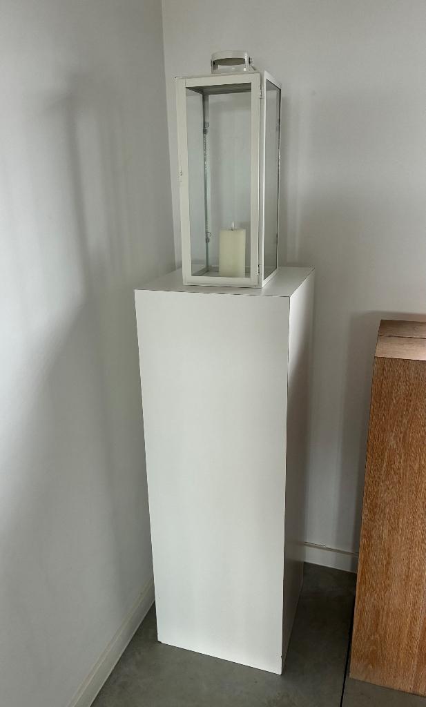 Witte sokkel - decozuil of plantenstandaard, Ophalen, Gebruikt