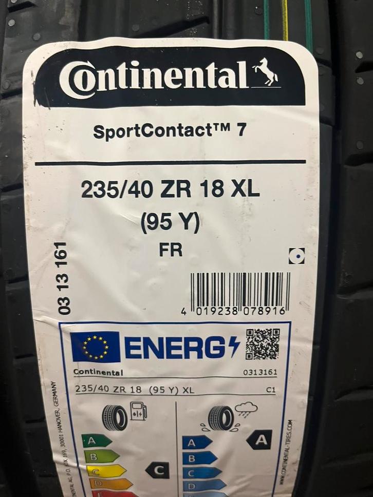 ‼️ Énorme liquidation pneus neufs a prix fou ‼️, Autos : Pièces & Accessoires, Pneus & Jantes, Pneu(s), Pneus été, 18 pouces, 235 mm