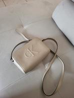 Sac à bandoulière Calvin Klein, Autres marques, Cuir, Beige, Comme neuf