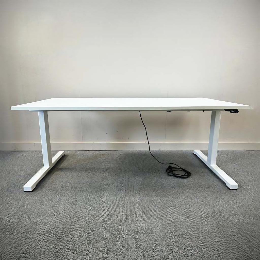 Bureau électrique linak 160x80cm, haute qualité, Maison & Meubles, Bureaux, Comme neuf, Bureau assis-debout, Autres marques, Moderne