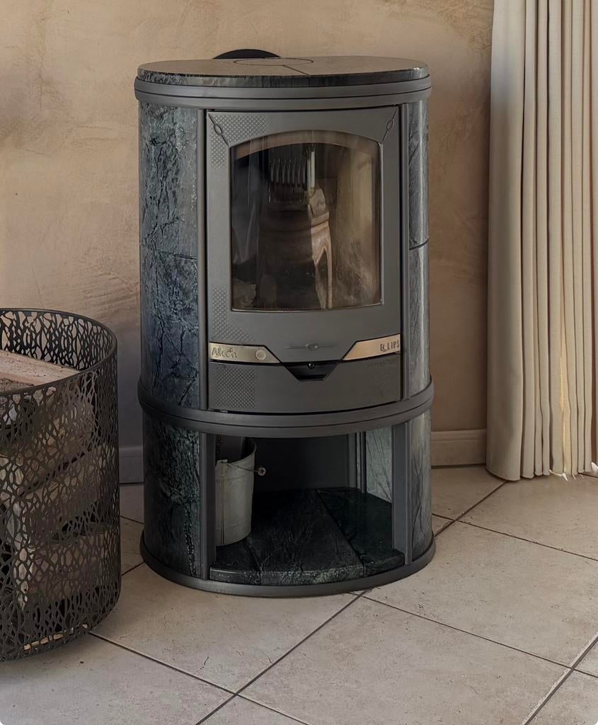 Altech Eclips, poêle de qualité, prix neuf 4900€, Maison & Meubles, Poêles, Enlèvement, Utilisé, Bois, Autoportant