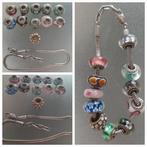 Superbe lot 11 pandora et bracelet acier vintage, Enlèvement ou Envoi