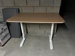 Bureau Ikea Bekant, Huis en Inrichting, Bureaus, Ophalen, In hoogte verstelbaar, Zo goed als nieuw, Bureau