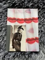 Schiaparelli & Prada design boek hardcover zeldzaam, Enlèvement, Comme neuf