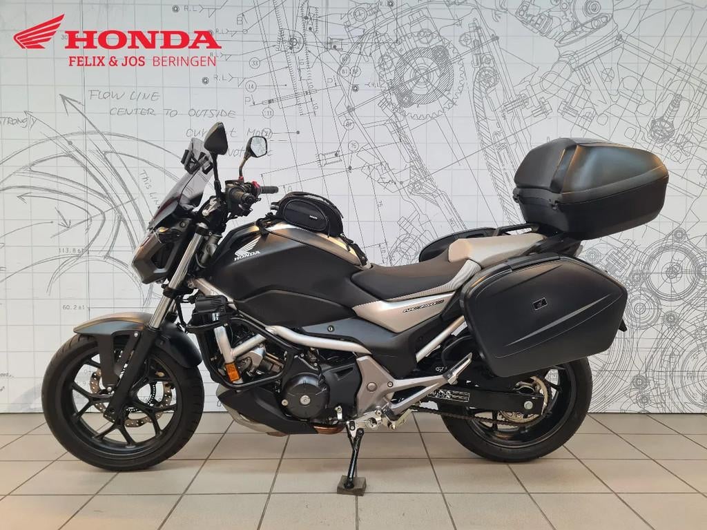 Honda NC750S (année de construction 2016), Motos, Motos | Honda, Entreprise, Plus de 35 kW, 750 cm³, Tourisme