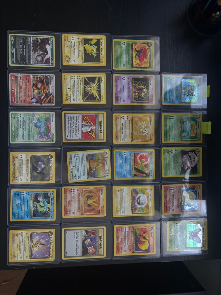 Hele oude verzameling pokemonkaarten, Hobby en Vrije tijd, Verzamelkaartspellen | Pokémon, Zo goed als nieuw, Ophalen of Verzenden