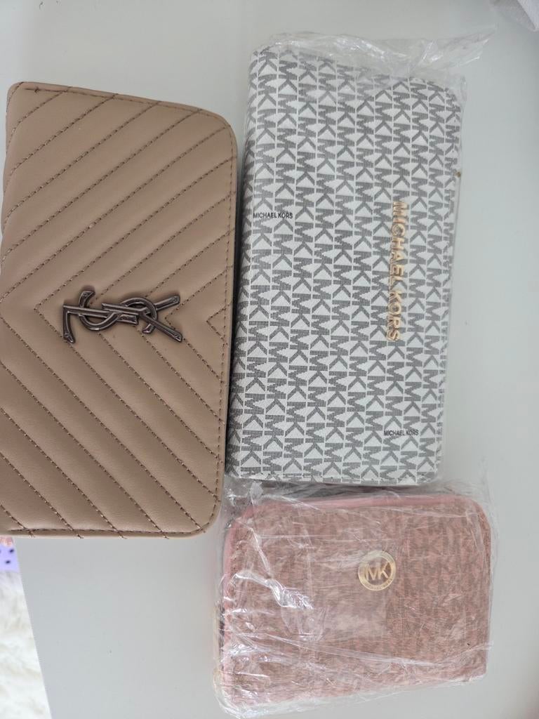 Lot de 3 porte feuille yvs & mk, Enlèvement