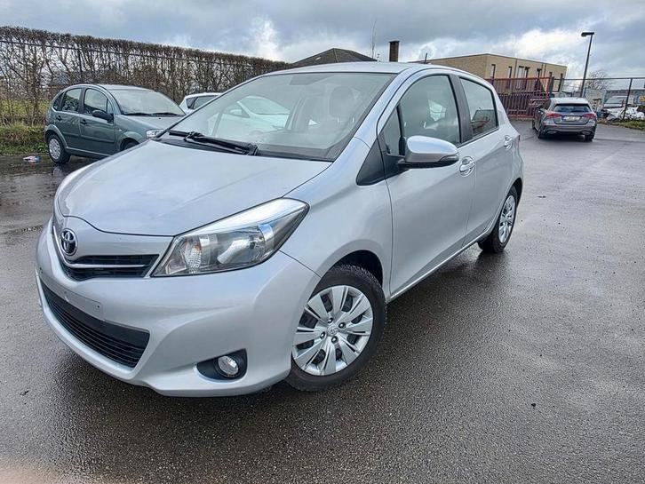 Toyota Yaris 1.3benzine Automatique, Auto's, Toyota, Bedrijf, Yaris, Achteruitrijcamera, Airbags, Alarm, Centrale vergrendeling