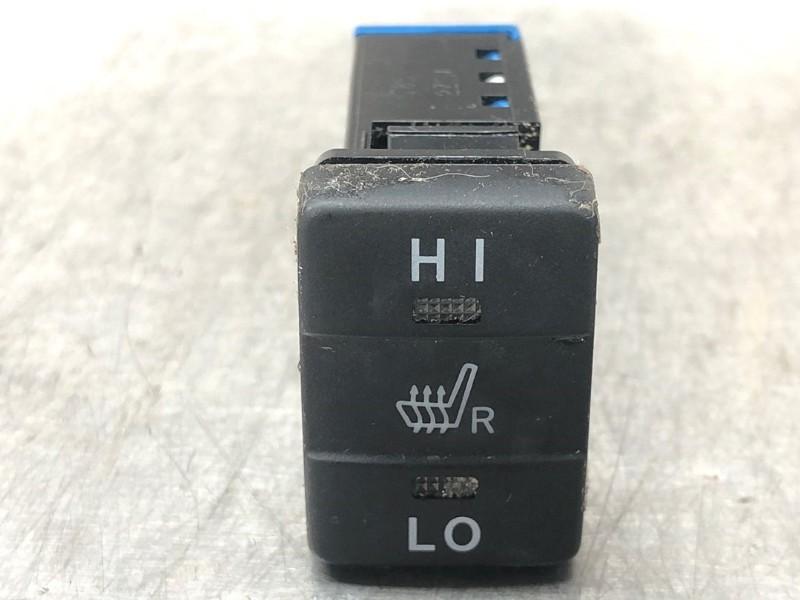 COMMUTATEUR SIEGE CHAUFFANT Toyota Auris (E18) (|7862U3N|), Autos : Pièces & Accessoires, Utilisé, Toyota