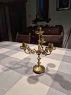 koperen kandelaars, Enlèvement