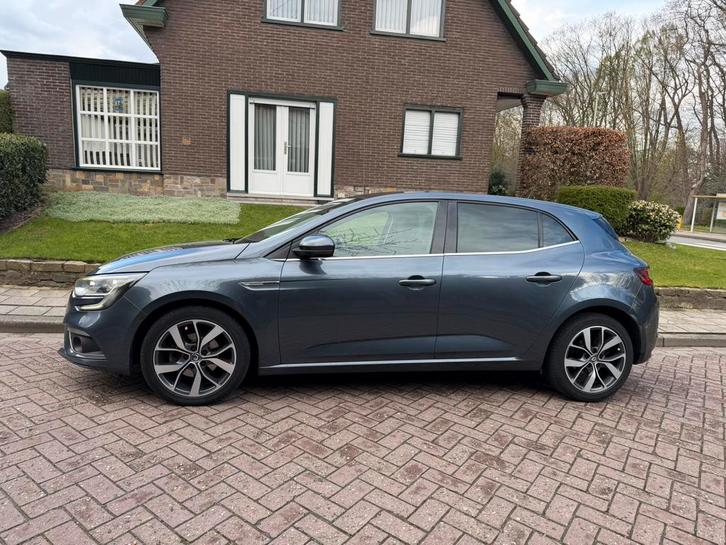 Renault Megane Bose 1.2i benzine Euro6b full option carpass, Auto's, Renault, Bedrijf, Te koop, Mégane, ABS, Achteruitrijcamera