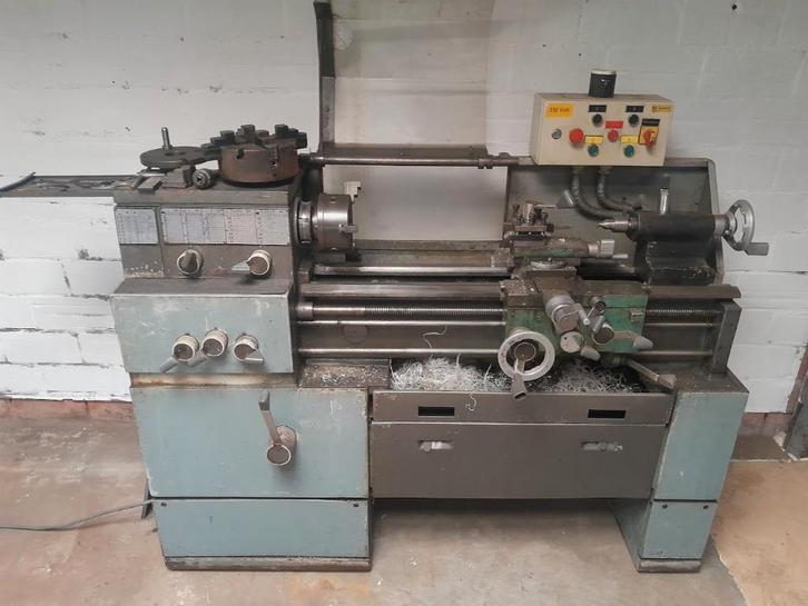 Tour Celtic 12 750mm avec accessoires 3X220V, Bricolage & Construction, Tours, Utilisé, Tour à métaux, 500 à 1000 mm, Enlèvement