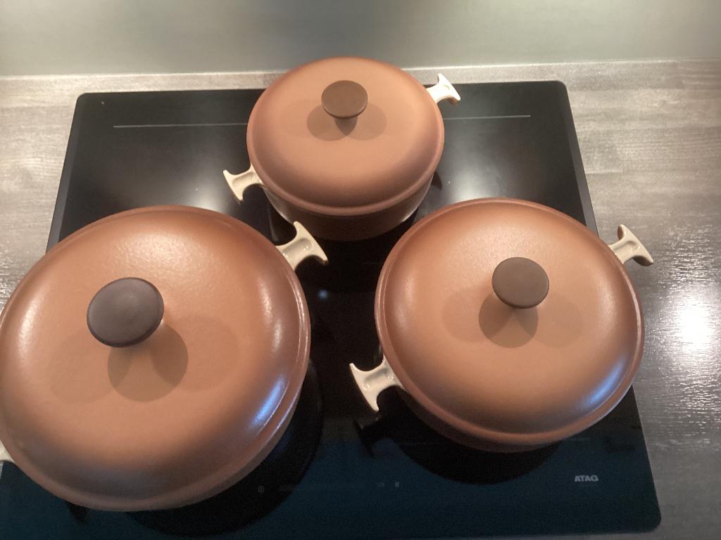 Le creuset kookpotten, Huis en Inrichting, Keuken | Potten en Pannen, Ophalen of Verzenden, Gebruikt, Gietijzer, Pannenset