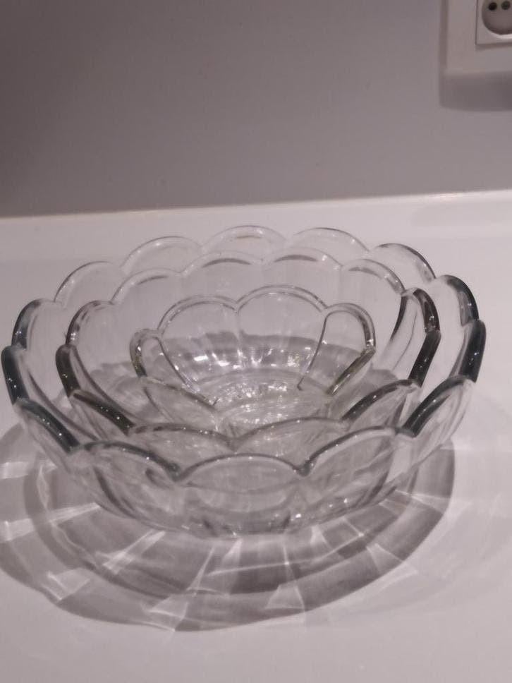 Val Saint Lambert, 3 ineenpassende kommen, Antiek en Kunst, Ophalen of Verzenden