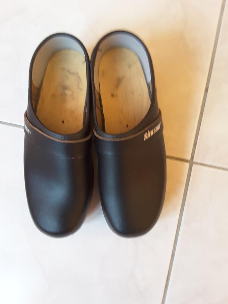 Nieuwe Tuinklompen maat 43, Ophalen, Nieuw