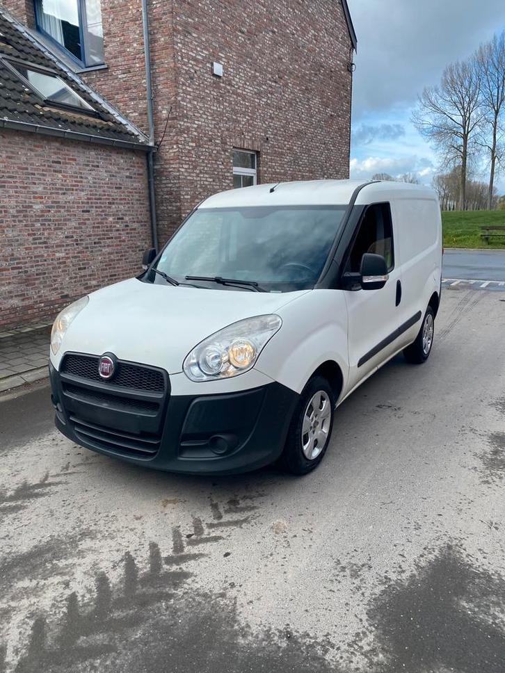 Fiat Doblo lichte vracht 2014 Euro5b 120.000km 1.3d multijet, Auto's, Bestelwagens en Lichte vracht, Bedrijf, Airconditioning