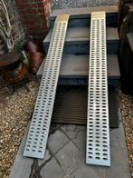 Rampes de chargement renforcées, Enlèvement, Comme neuf