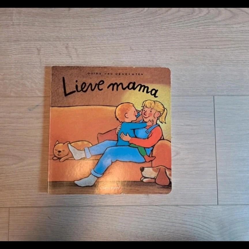 Guido Van Genechten - Lieve mama kartonboekje, Ophalen of Verzenden, Guido Van Genechten