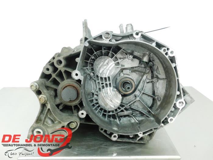 Boîte de vitesse d'un Opel Astra, Autos : Pièces & Accessoires, Transmission & Accessoires, Opel, Utilisé, 3 mois de garantie