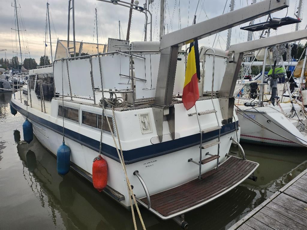 voilier Boat Neptune, Sports nautiques & Bateaux, Diesel, 9 à 12 mètres, Enlèvement, Utilisé