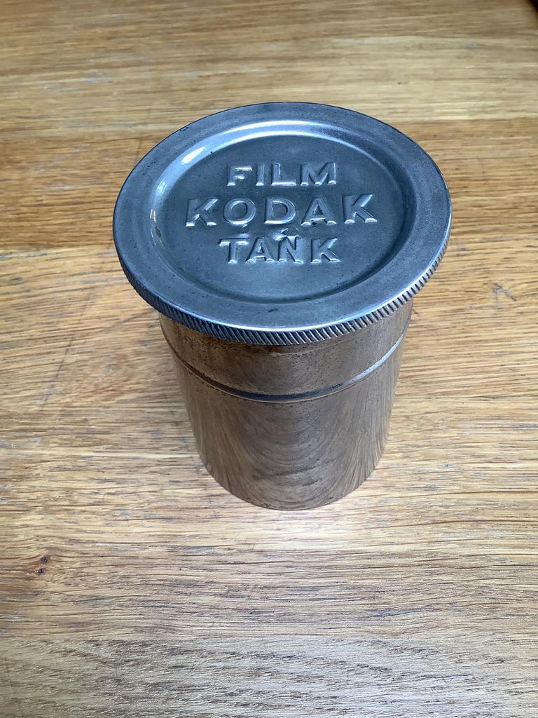 Tank de développement Kodak argentique vintage, Enlèvement ou Envoi, Avant 1940, Appareils photo