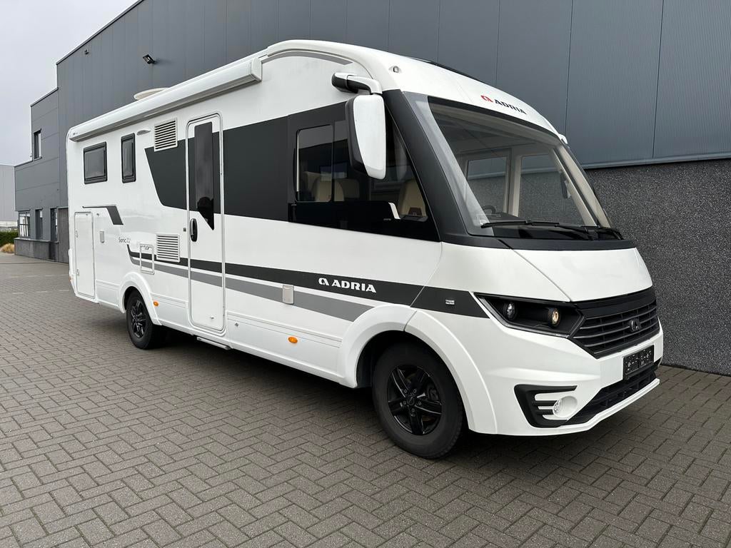 Adria Sonic 700 SL Plus Mobilhome, Caravans en Kamperen, Mobilhomes, Integraal, Fiat, Particulier, Adria