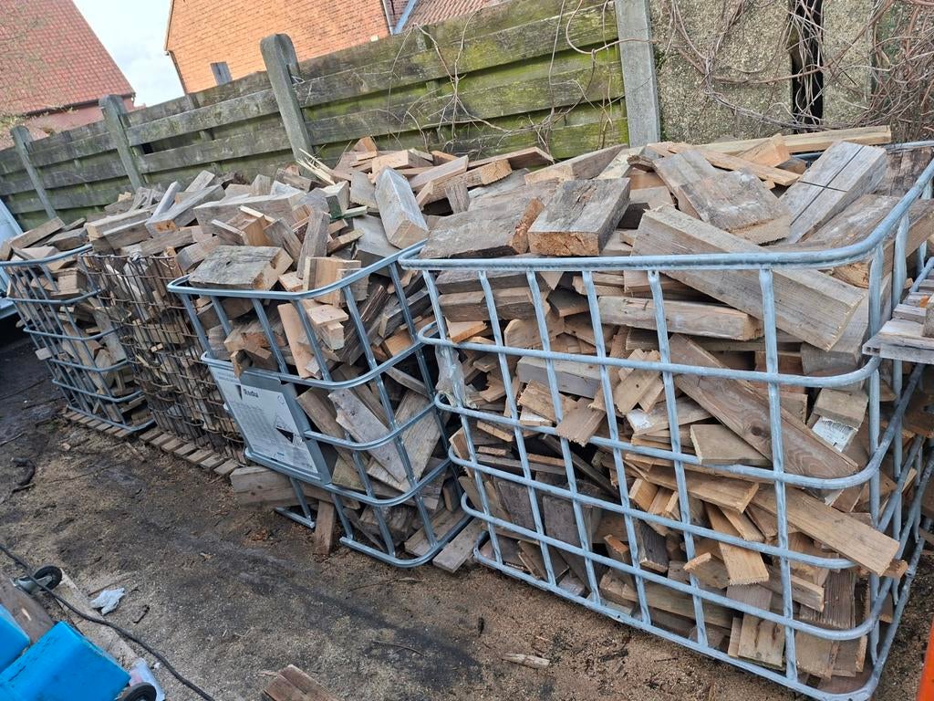 Brandhout haardhout kachelhout droog, Ophalen