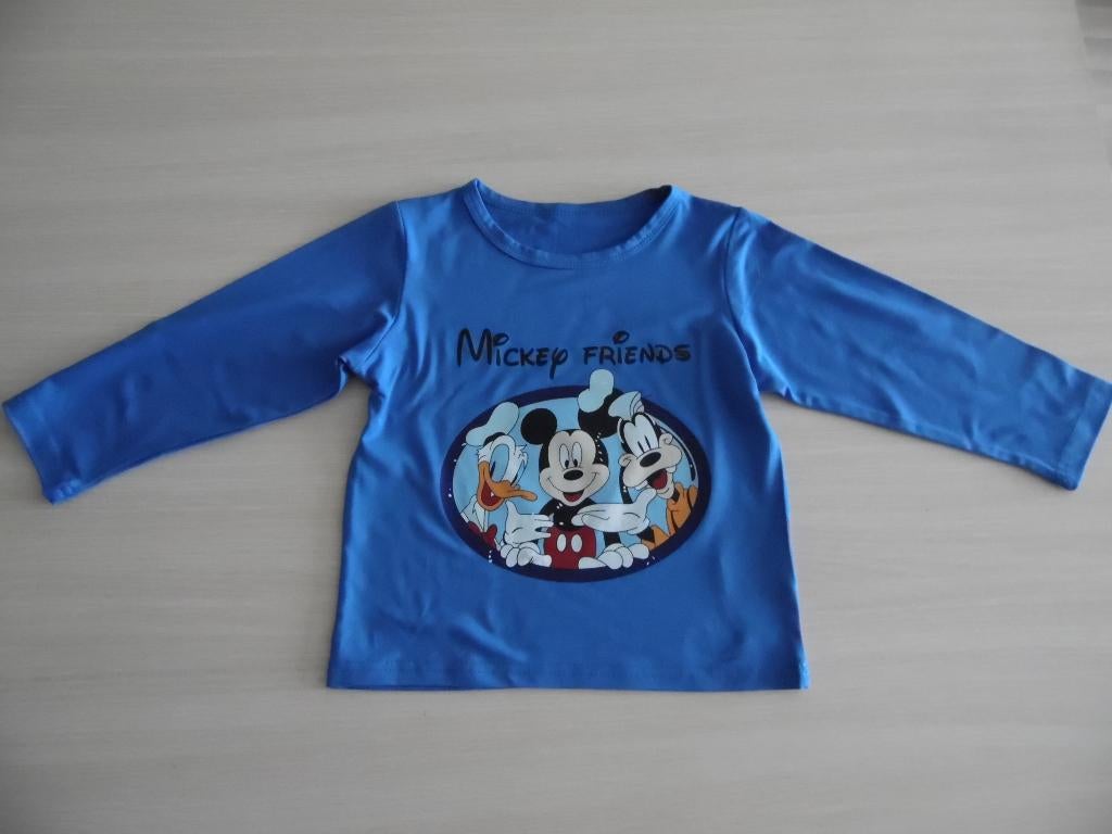TEE-SHIRT MICKEY FRIENDS     DISNEY     NEUF, Enfants & Bébés, Vêtements enfant | Taille 104, Garçon, Enlèvement ou Envoi, Chemise ou À manches longues