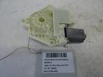 MOTEUR LEVE VITRE ELECTRIQUE ARRIÈRE DROIT Skoda Rapid, Utilisé, Arrière, Skoda
