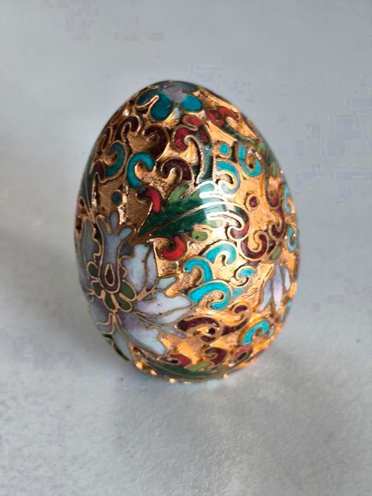 Cloisonné ei, miniatuur, Antiek en Kunst, Kunst | Designobjecten, Ophalen of Verzenden