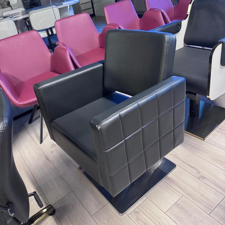 kappersstoel knipstoel zwart pompstoel kapsalon thuiskapper, Huis en Inrichting, Woonaccessoires | Overige, Nieuw, Ophalen of Verzenden