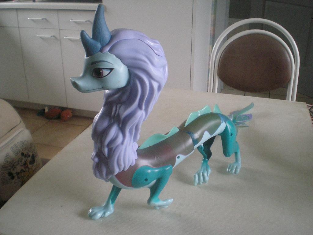 raya en de draak, 65 cm, Enlèvement ou Envoi, Comme neuf