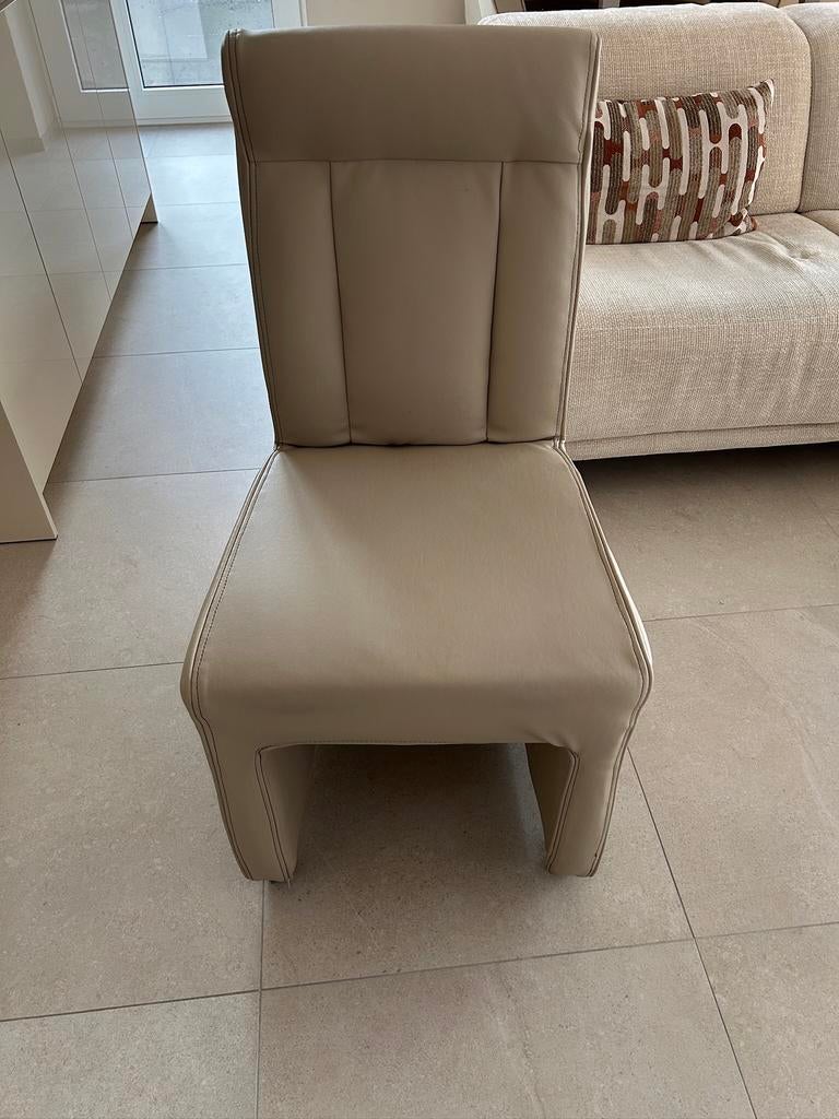 Moderne rolstoel in beige, Huis en Inrichting, Ophalen, Zo goed als nieuw