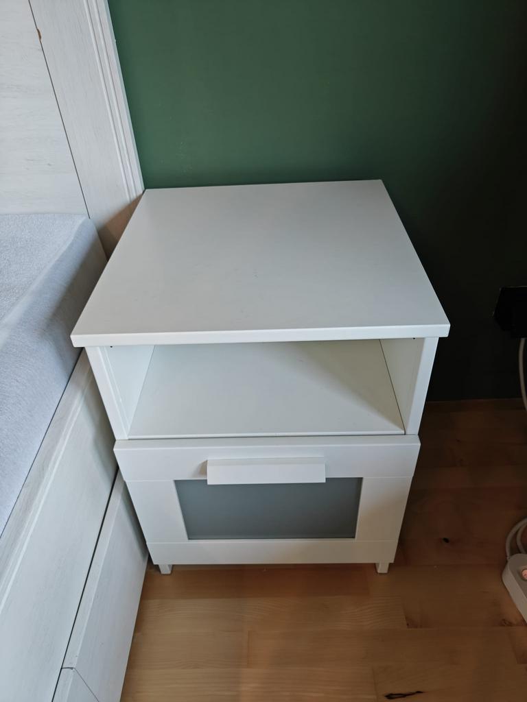 Ikea nachtkast, Huis en Inrichting, Ophalen, Gebruikt